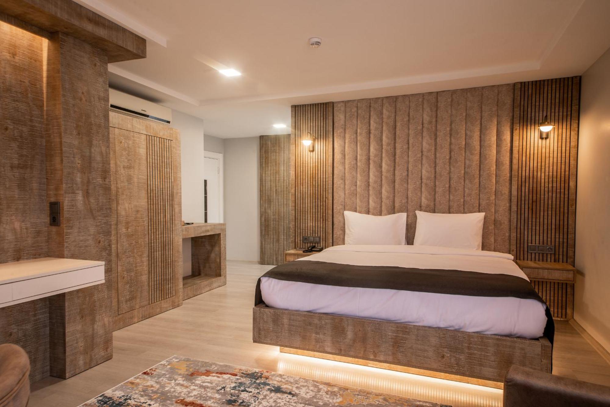 Hotel Adresin 4*